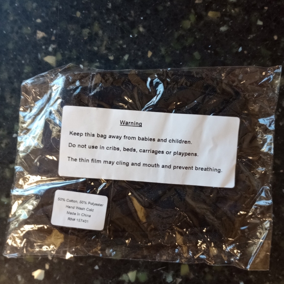 Mask - Picture 3 of 3